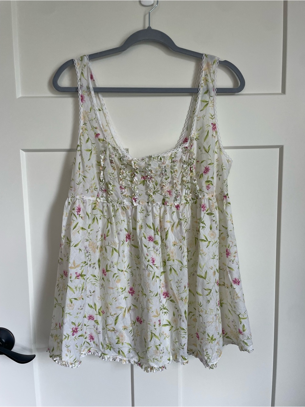 Victoria Secret 100% Cotton White Floral Lingerie Top Sz M